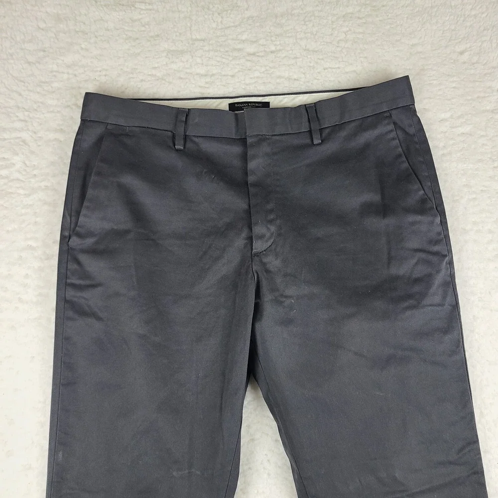 Banana Republic Pants Mens 34x32 Charcoal Gray Tapered Fit‎ Chino RMC *
